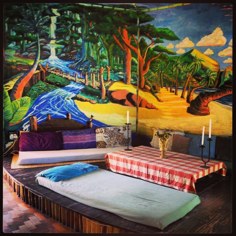 Jungle Monkey Backpackers Hostel Port Saint John's Ngoại thất bức ảnh